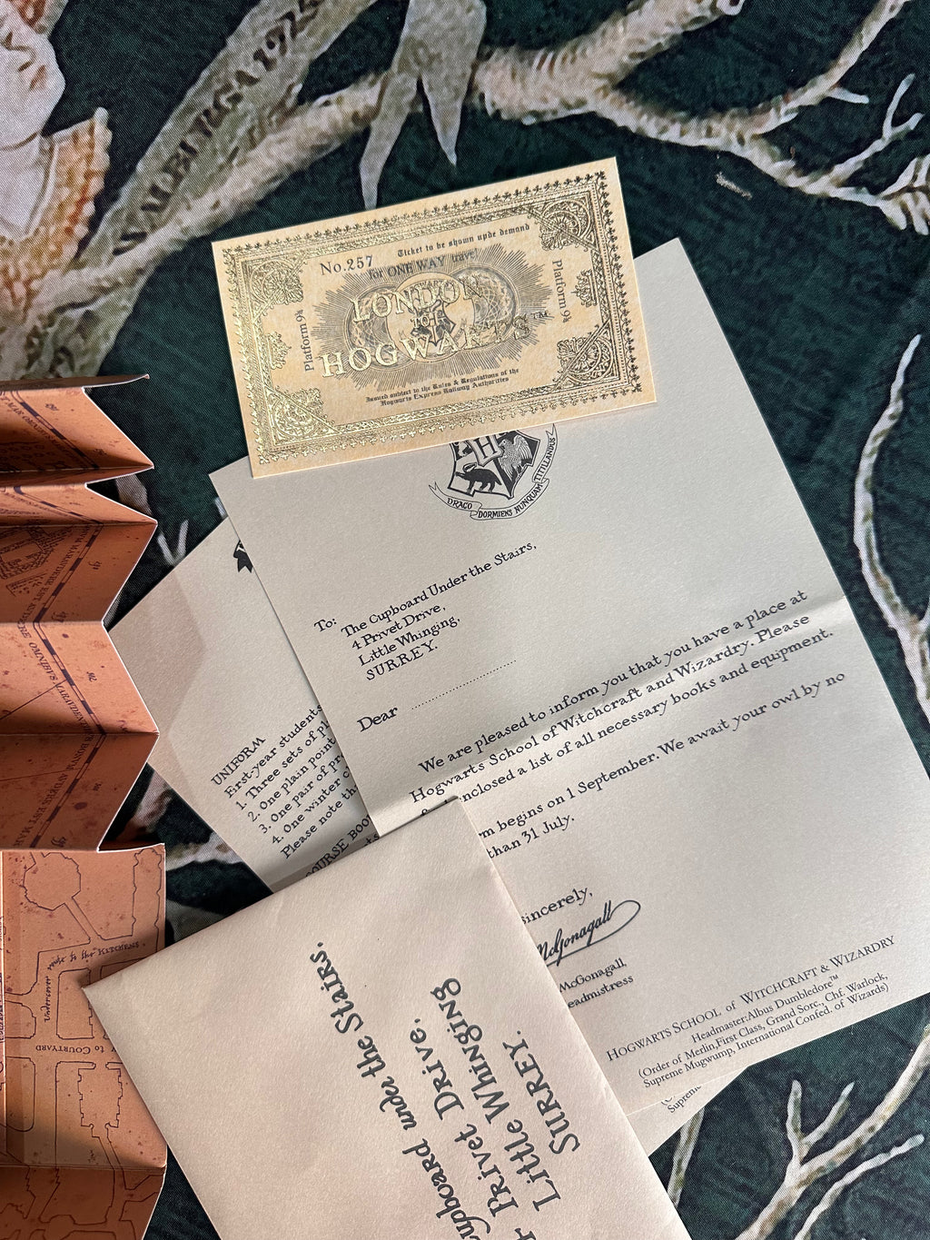 Replica Lettera ammissione ad Hogwarts, Biglietto Hogwarts Express & Mappa del Malandrino in scala 1:2
